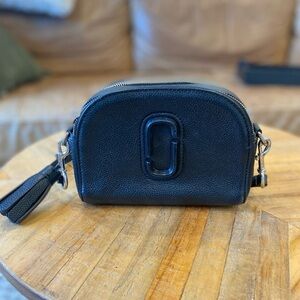 Marc Jacobs tassel leather crossbody bag - black